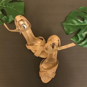 Glitter glam Fioni never worn heels.